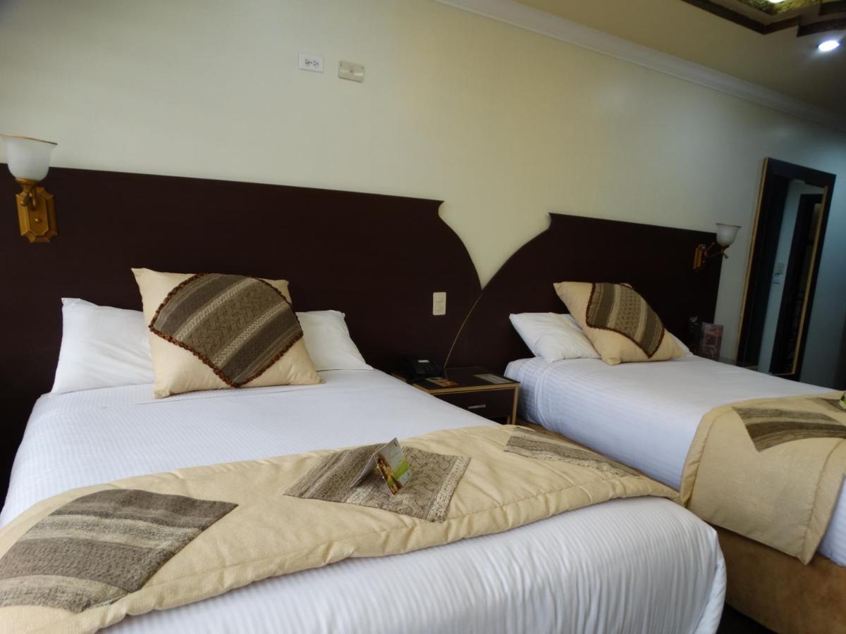 Hotel Mary Carmen 安巴托 外观 照片