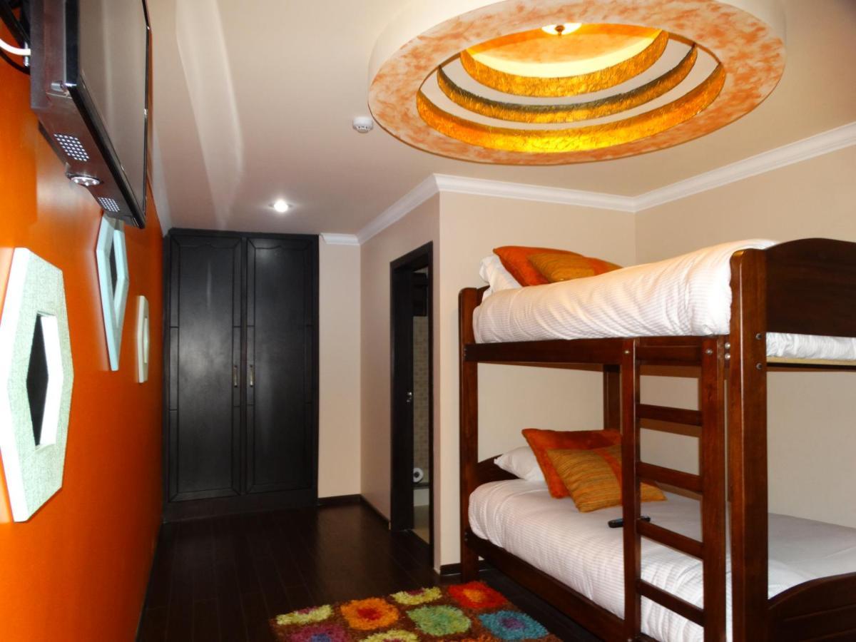 Hotel Mary Carmen 安巴托 外观 照片