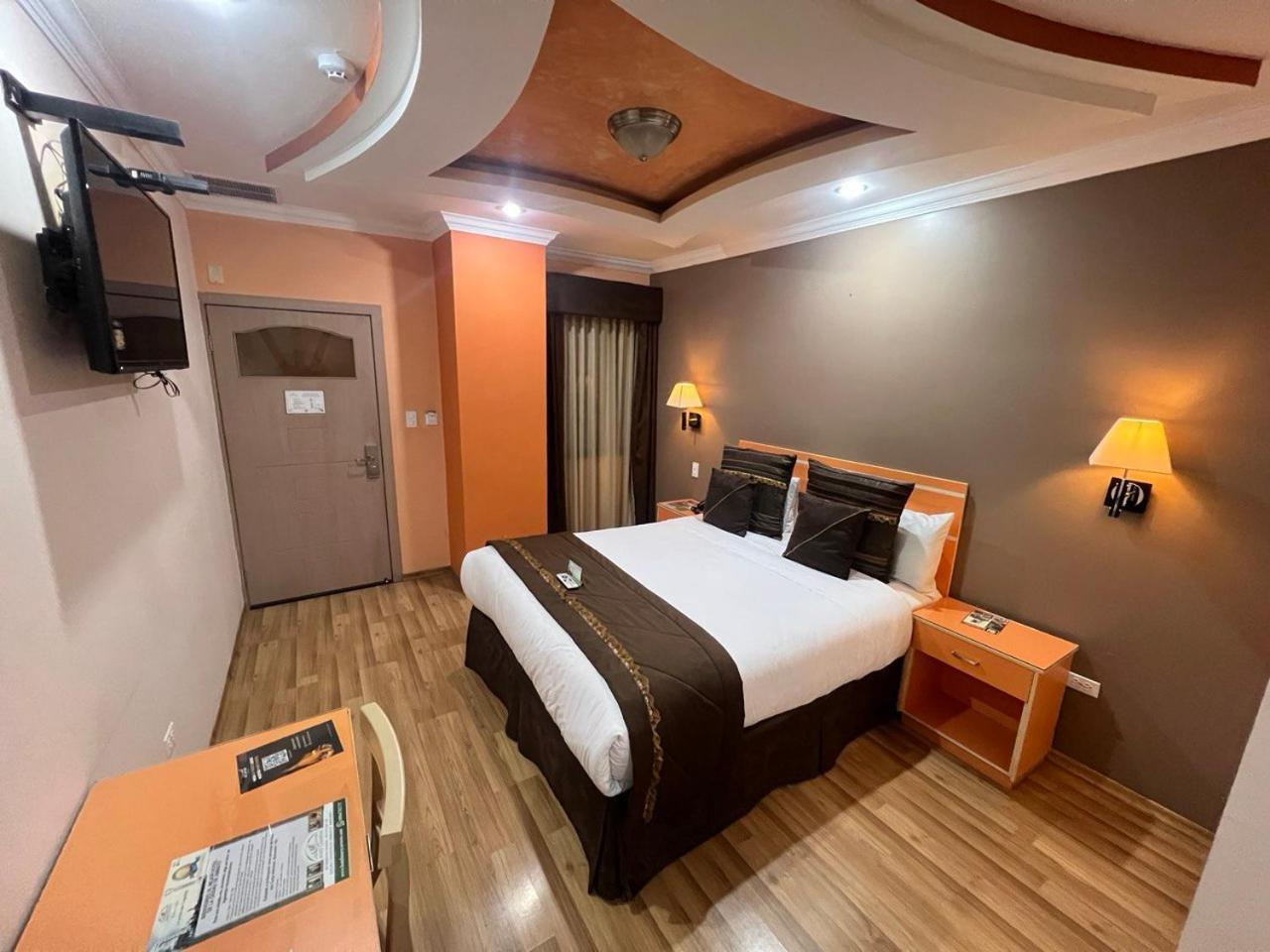 Hotel Mary Carmen 安巴托 外观 照片